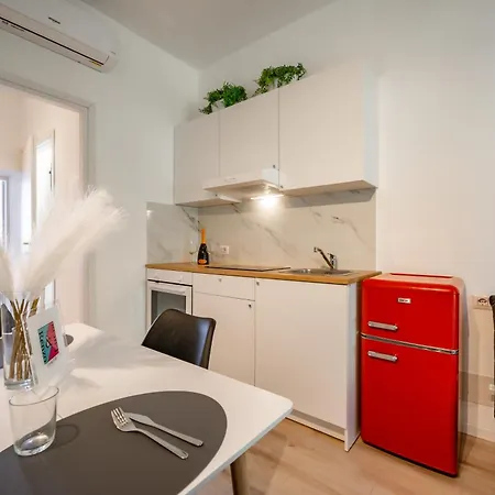 Διαμέρισμα Renzo & Lucia Lakefront With Stunning Views Of *