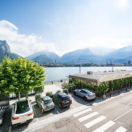 Renzo & Lucia Lakefront With Stunning Views Of Διαμέρισμα