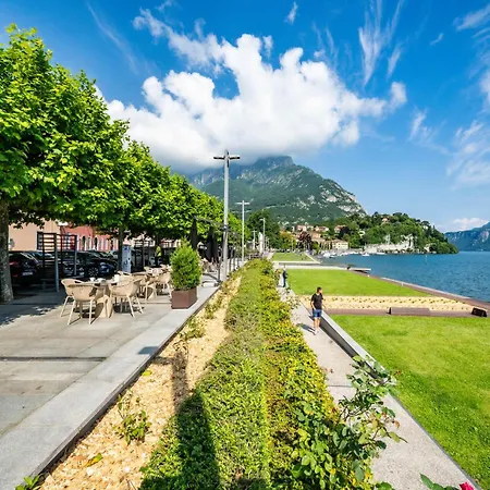 Διαμέρισμα Renzo & Lucia Lakefront With Stunning Views Of