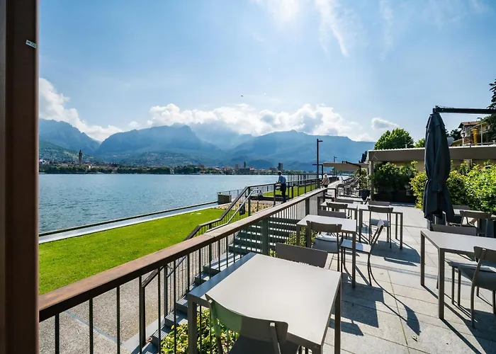 Renzo & Lucia Lakefront With Stunning Views Of Appartamento