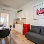 アパート Renzo & Lucia Lakefront With Stunning Views Of マルグラーテ