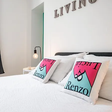 아파트 Renzo & Lucia Lakefront With Stunning Views Of 말그라테