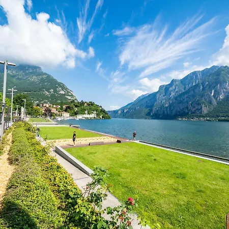 Renzo & Lucia Lakefront With Stunning Views Of Malgrate